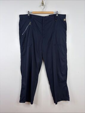 Tilley Pants Mens 42 x 28 Navy Blue Straight Leg Lightweight Made in Canada
